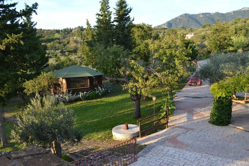 Villa De Luccheri Frasso Telesino 外观 照片