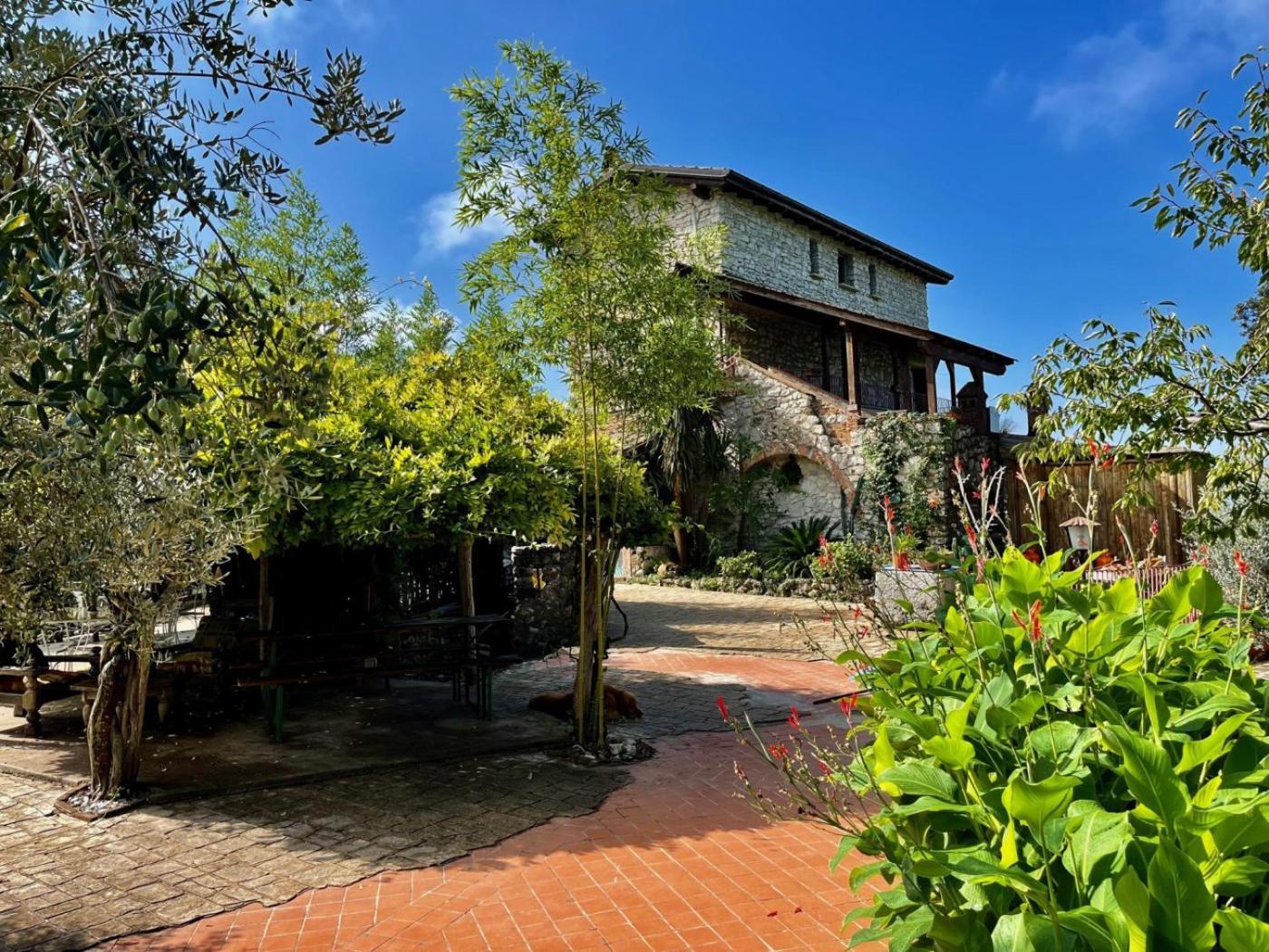 Villa De Luccheri Frasso Telesino 外观 照片